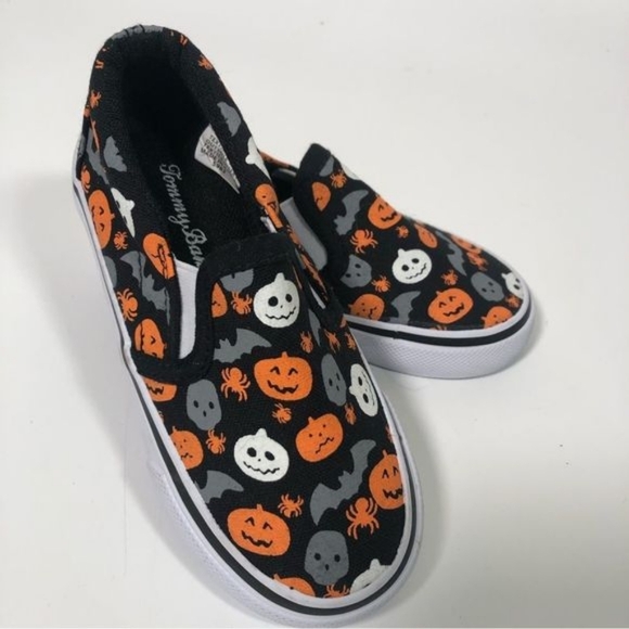 Tommy Bahama Other - Tommy Bahama Toddler Halloween Glow in the Dark Slip-On Shoes Sz 7 NWT